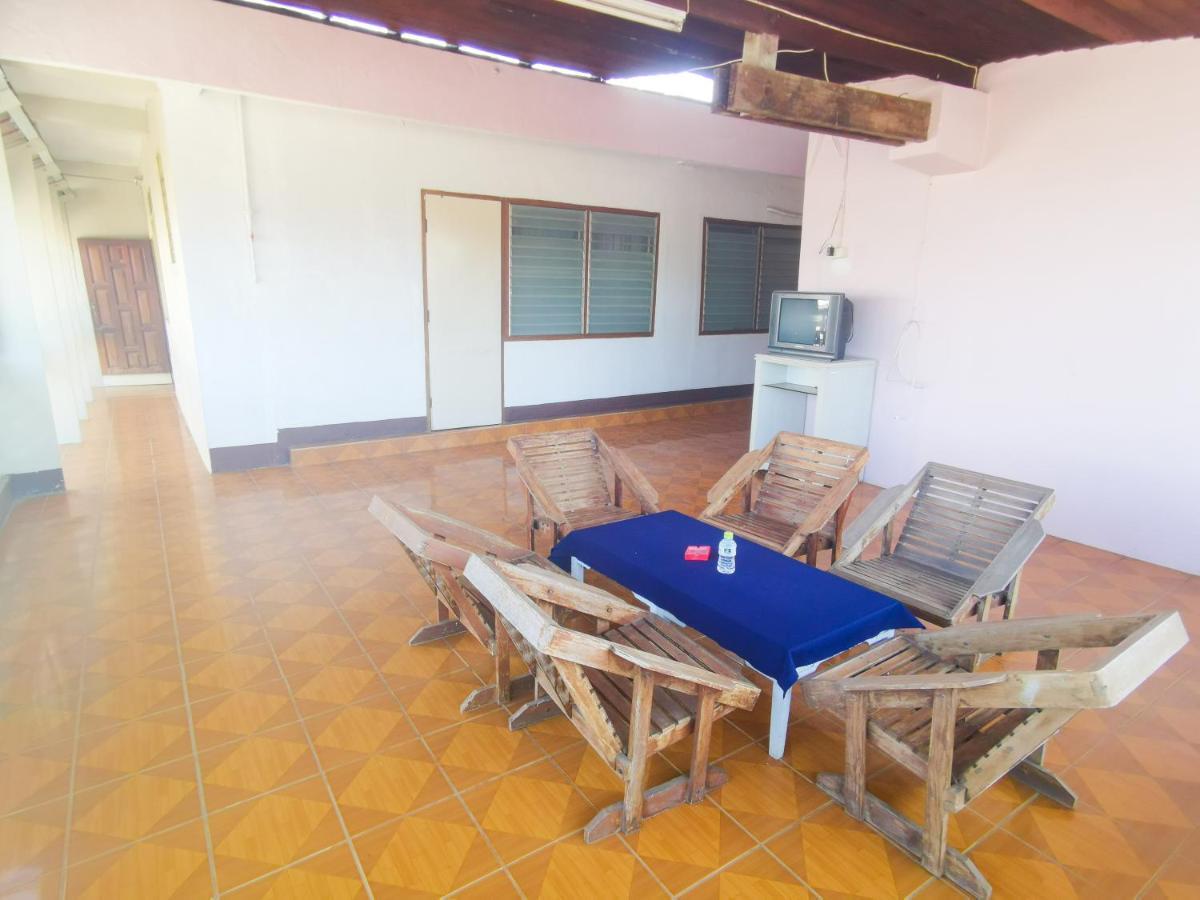 Manilath Guesthouse Ban Houayxay Exterior foto